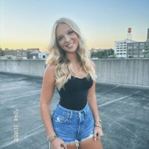 Meet your Posher, Macy